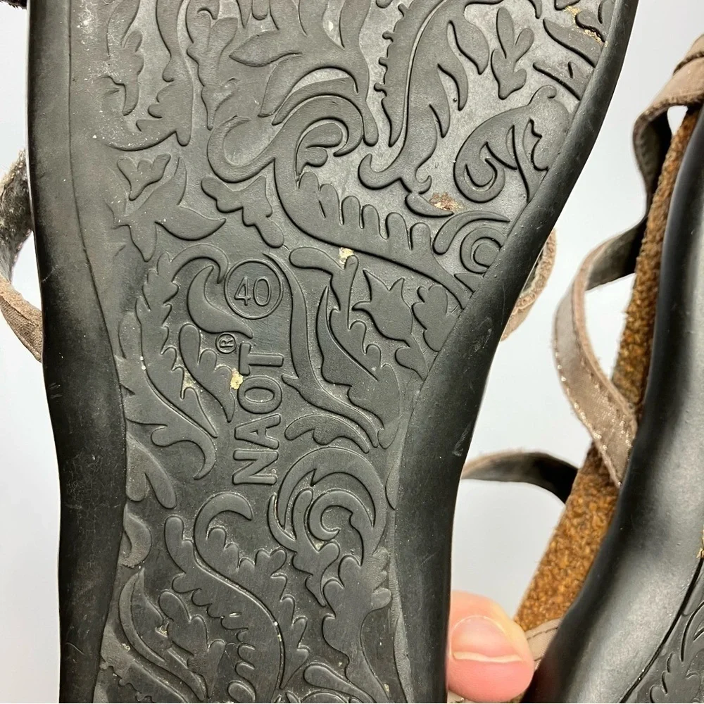 Naot corkbed‎ sandals size 40